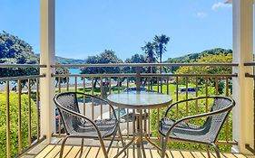 Waterfront 2-Bedroom Harbour View Apartment